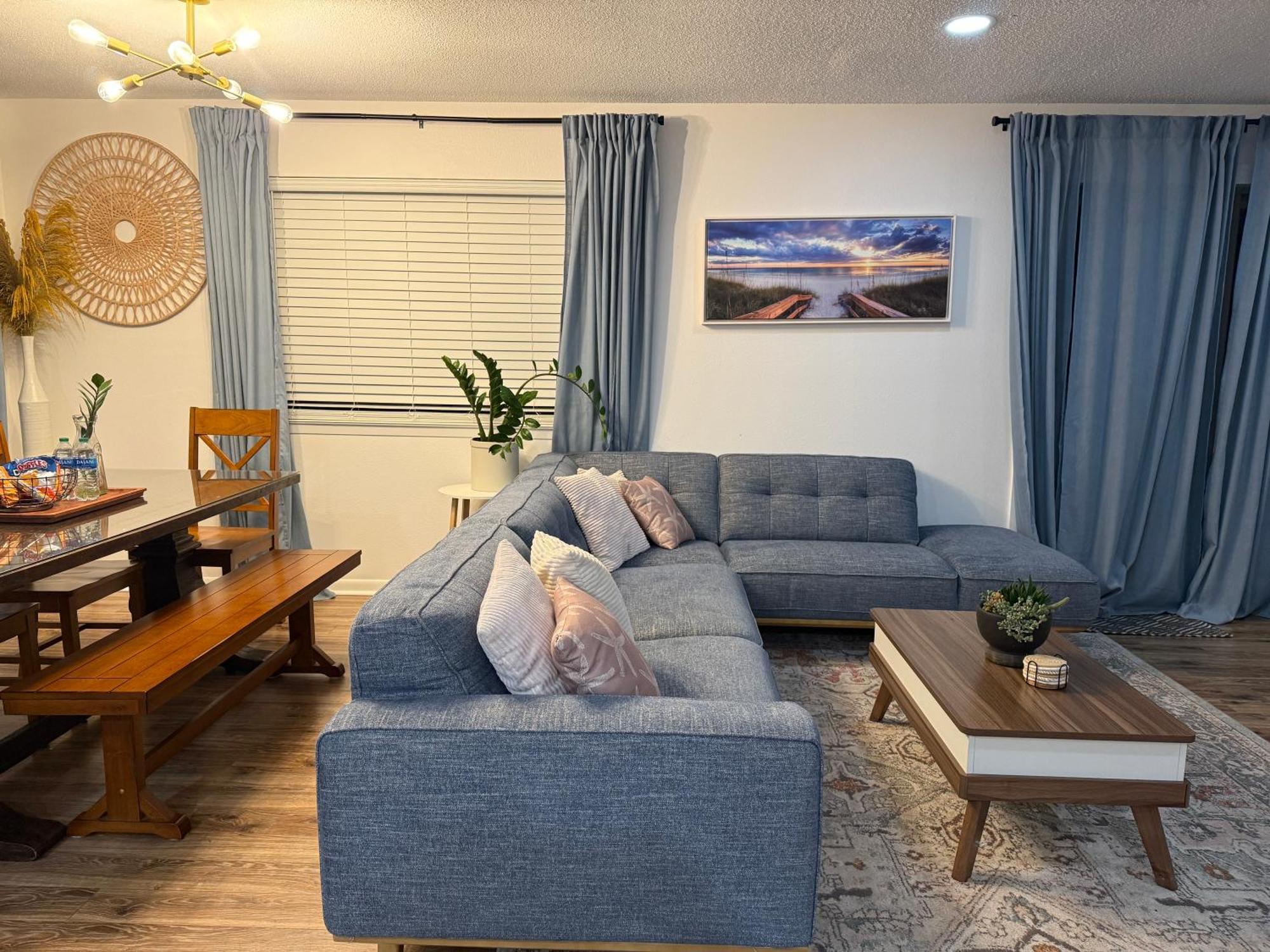 Woodsy Retreat, Steps To Bay - Hot Tub! Βίλα Gulf Breeze Εξωτερικό φωτογραφία